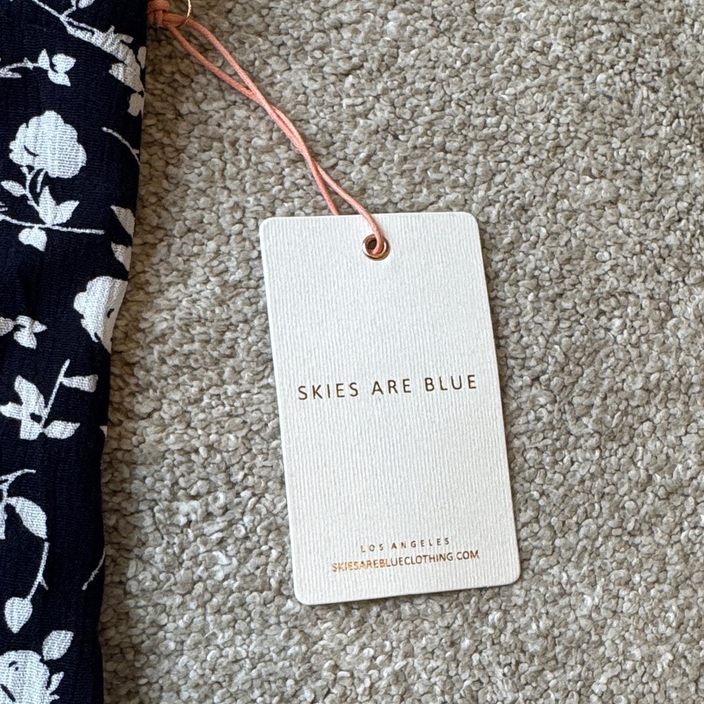 Skies Are Blue Strappy Floral Print Women's Cami Tank Top Navy White Size Medium - Picture 7 of 12